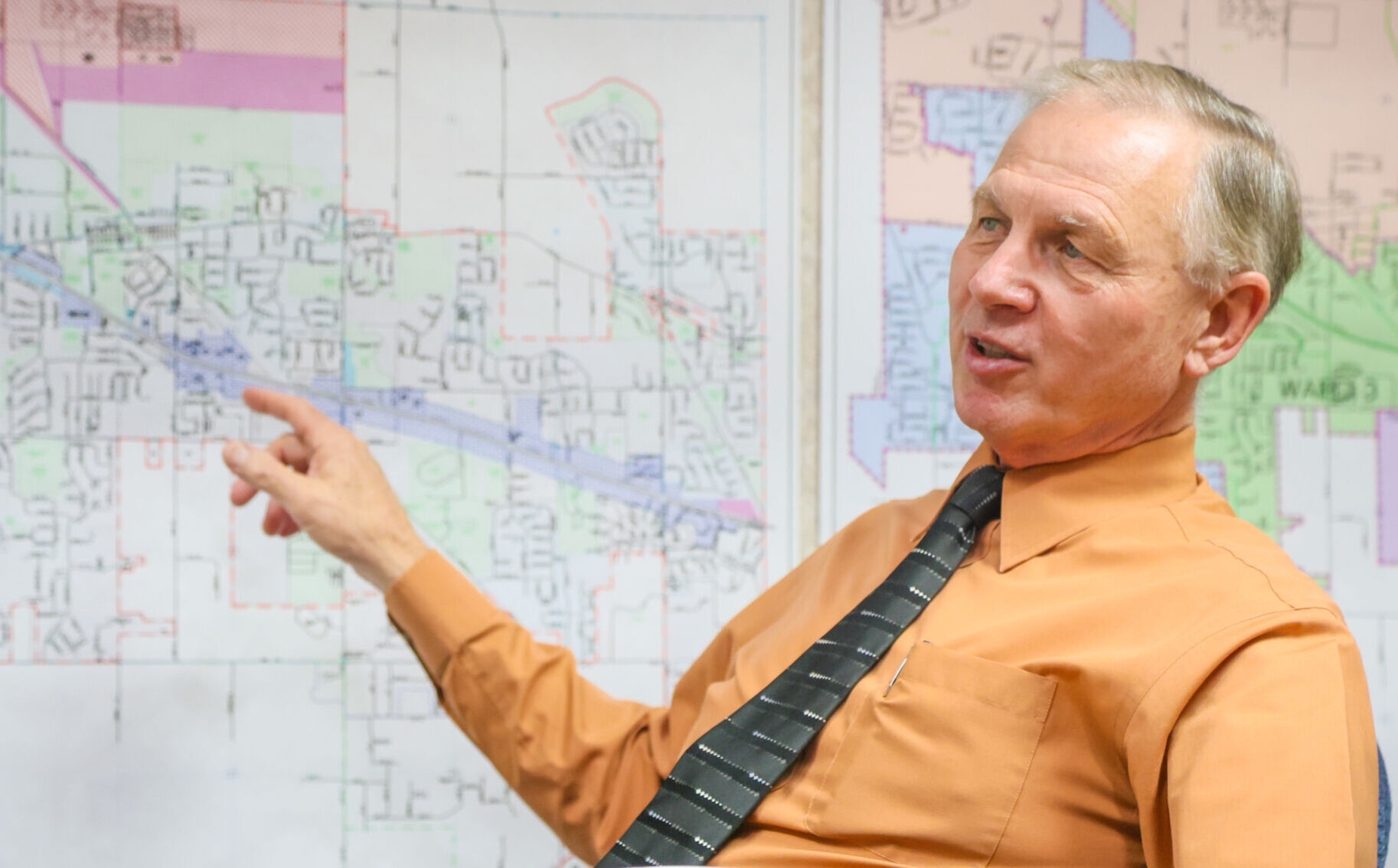 Schererville City Manager Bob Volkmann retires